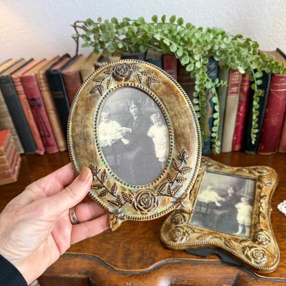 Vintage Victorian Style Frames - Picture 3 of 11